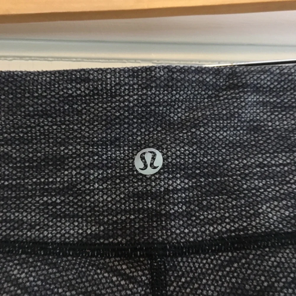 Lululemon Wunder Under leggings